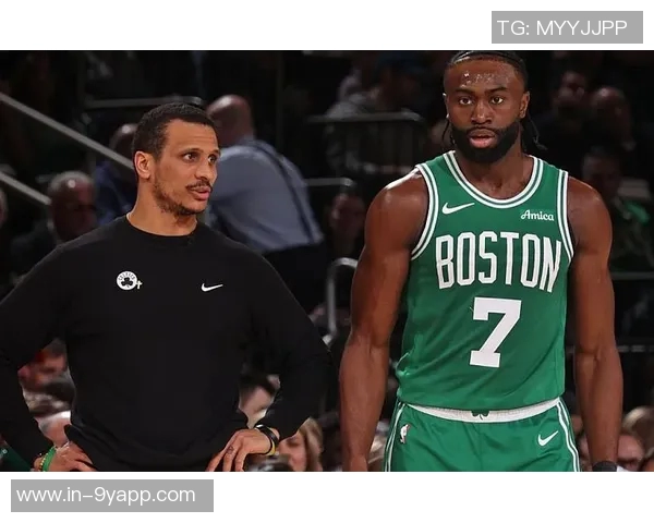 杰伦布朗攻防两端表现出色助力球队马祖拉赞其定下比赛基调